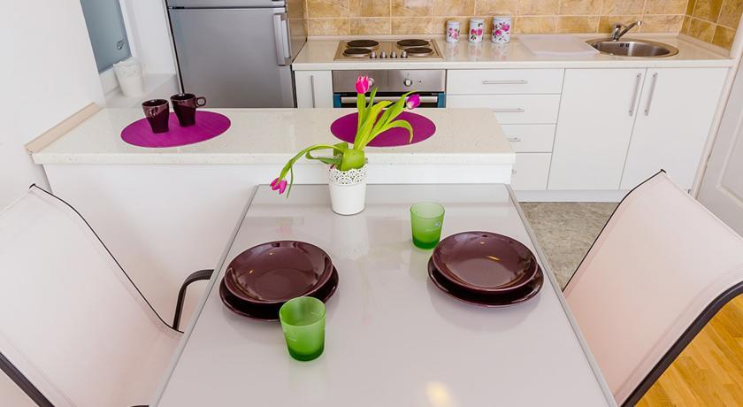 Apartments Risan Habitación foto