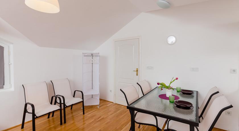 Apartments Risan Habitación foto